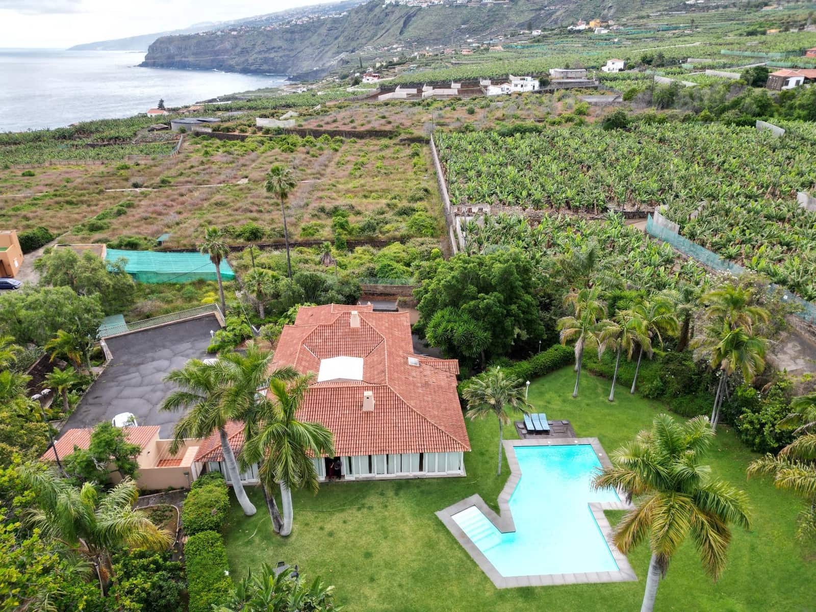 6 chambre Villa/Maison à vendre à Puerto de la Cruz avec piscine garage - 3 500 000 € (Ref: 9849553)