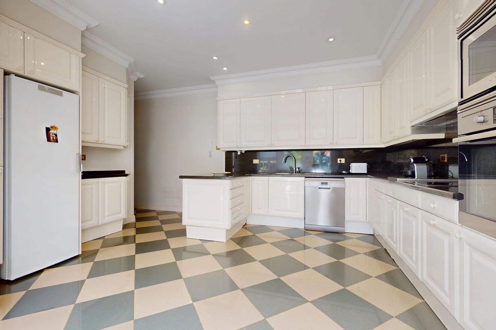 6 chambre Villa/Maison à vendre à Puerto de la Cruz avec piscine garage - 3 500 000 € (Ref: 9849553)
