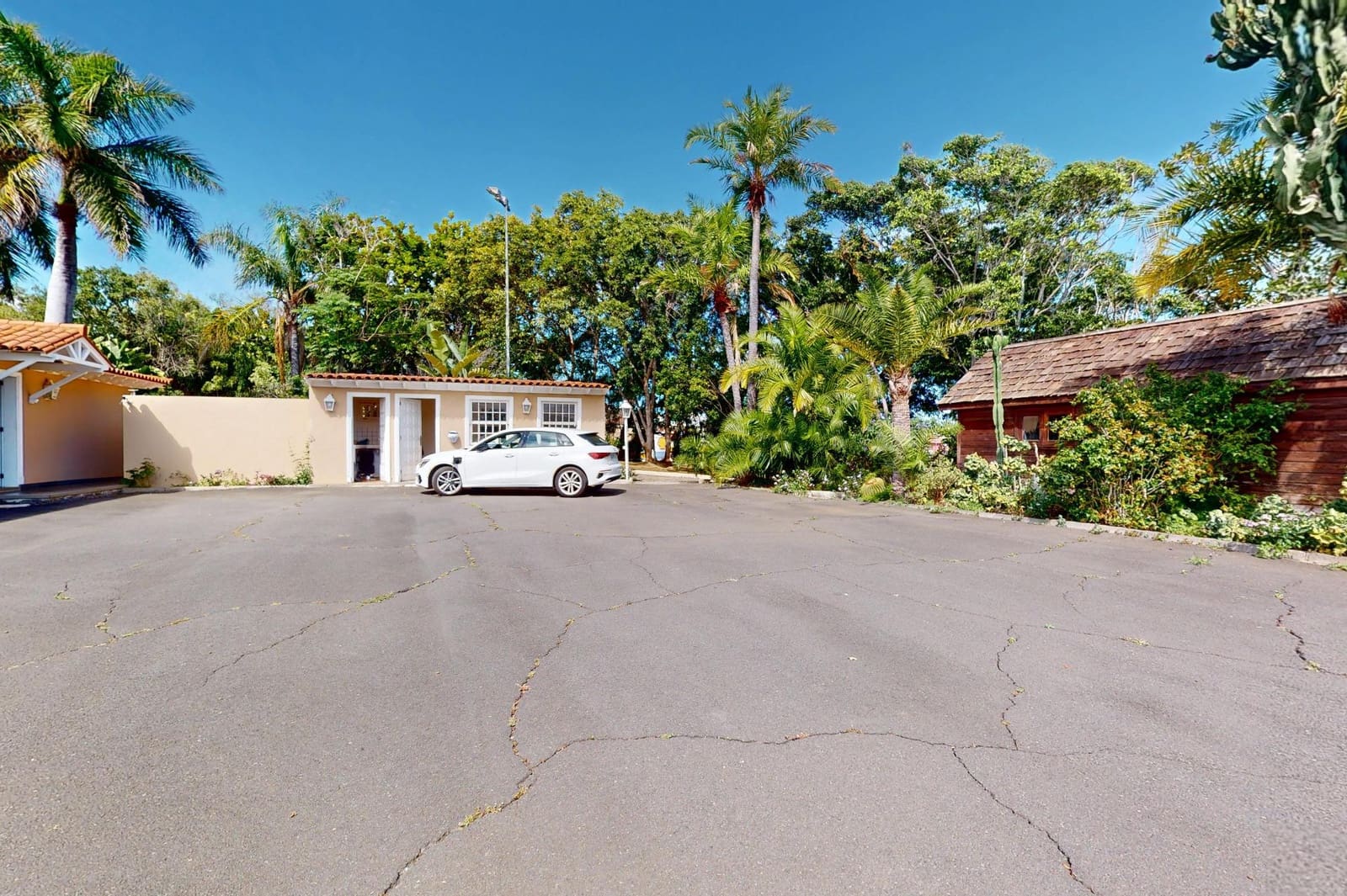 6 chambre Villa/Maison à vendre à Puerto de la Cruz avec piscine garage - 3 500 000 € (Ref: 9849553)