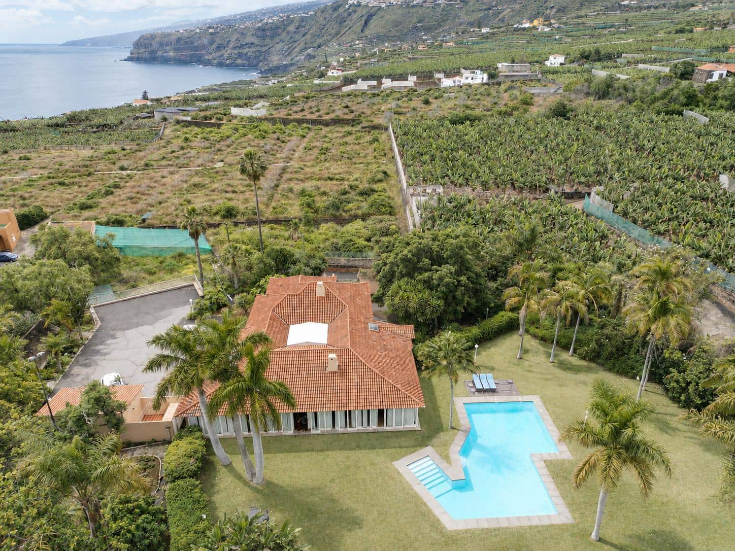 6 bedroom Villa for sale in Puerto de la Cruz with pool garage - € 3,500,000 (Ref: 9849553)