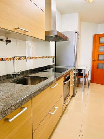3 soveværelse Lejlighed til salg i Santa Cruz de Tenerife med garage - € 375.000 (Ref: 9860255)