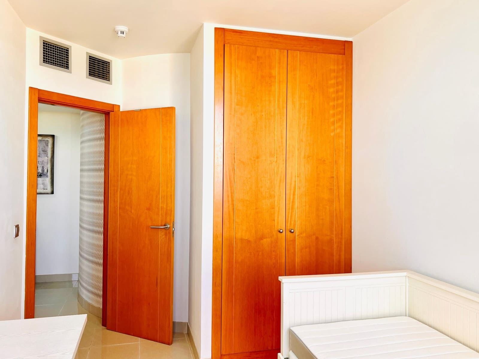 3 bedroom Flat for sale in Santa Cruz de Tenerife with garage - € 375,000 (Ref: 9860255)