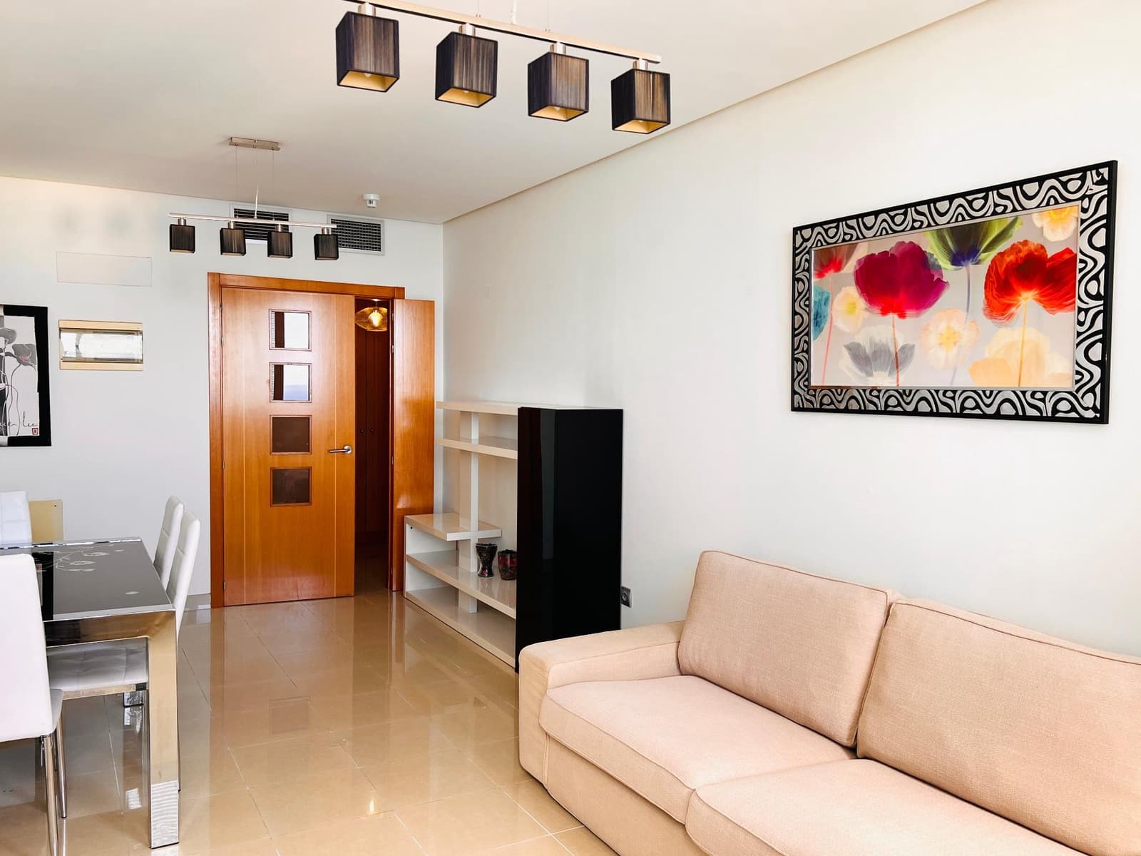 3 bedroom Flat for sale in Santa Cruz de Tenerife with garage - € 375,000 (Ref: 9860255)
