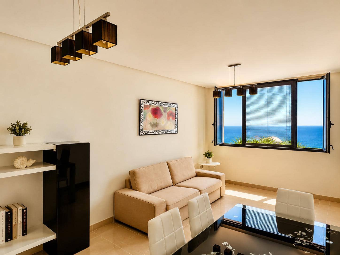 3 bedroom Flat for sale in Santa Cruz de Tenerife with garage - € 375,000 (Ref: 9860255)