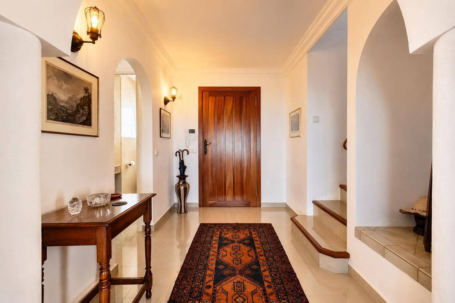6 bedroom Villa for sale in Tacoronte with pool garage - € 1,300,000 (Ref: 9890534)