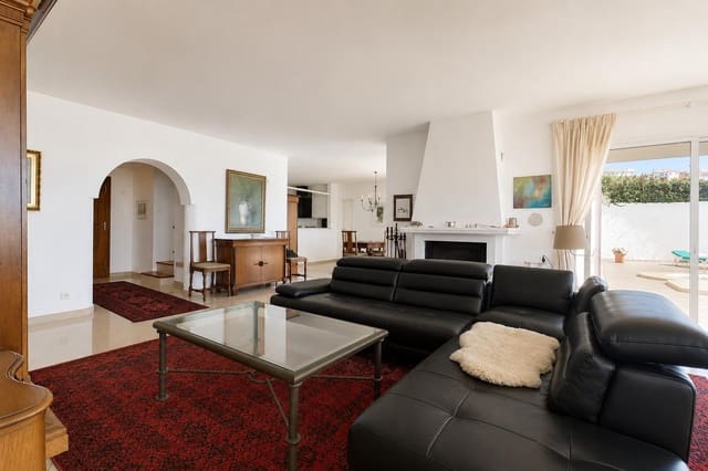 6 bedroom Villa for sale in Tacoronte with pool garage - € 1,300,000 (Ref: 9890534)