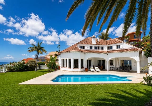 6 bedroom Villa for sale in Tacoronte with pool garage - € 1,300,000 (Ref: 9890534)