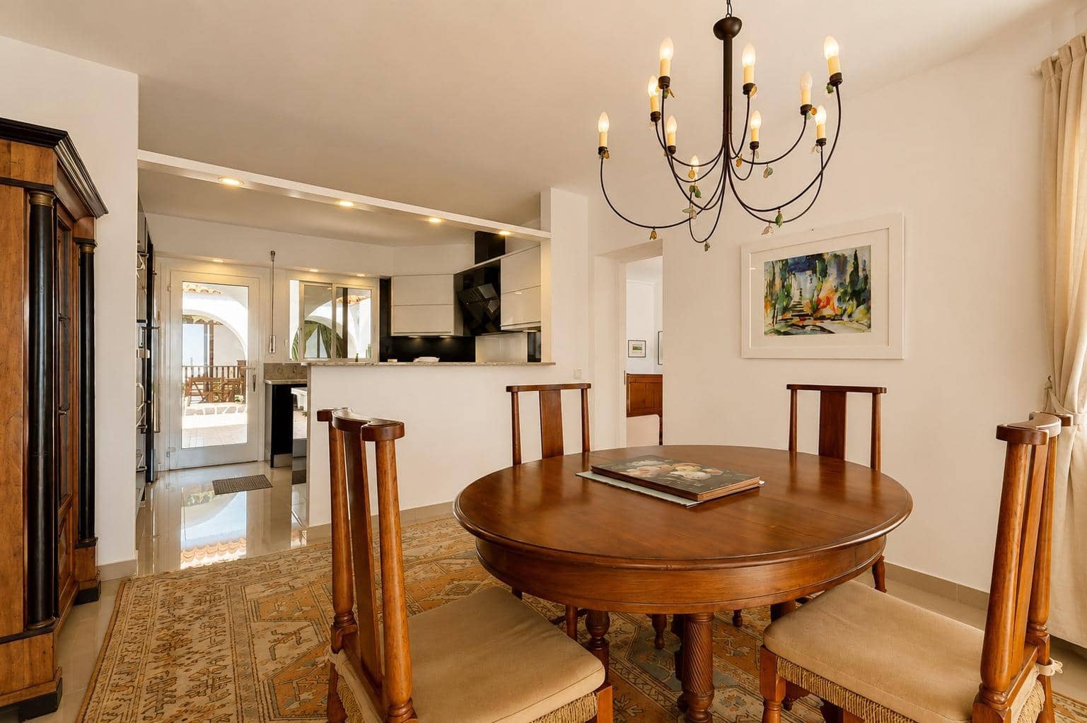 6 bedroom Villa for sale in Tacoronte with pool garage - € 1,300,000 (Ref: 9890534)