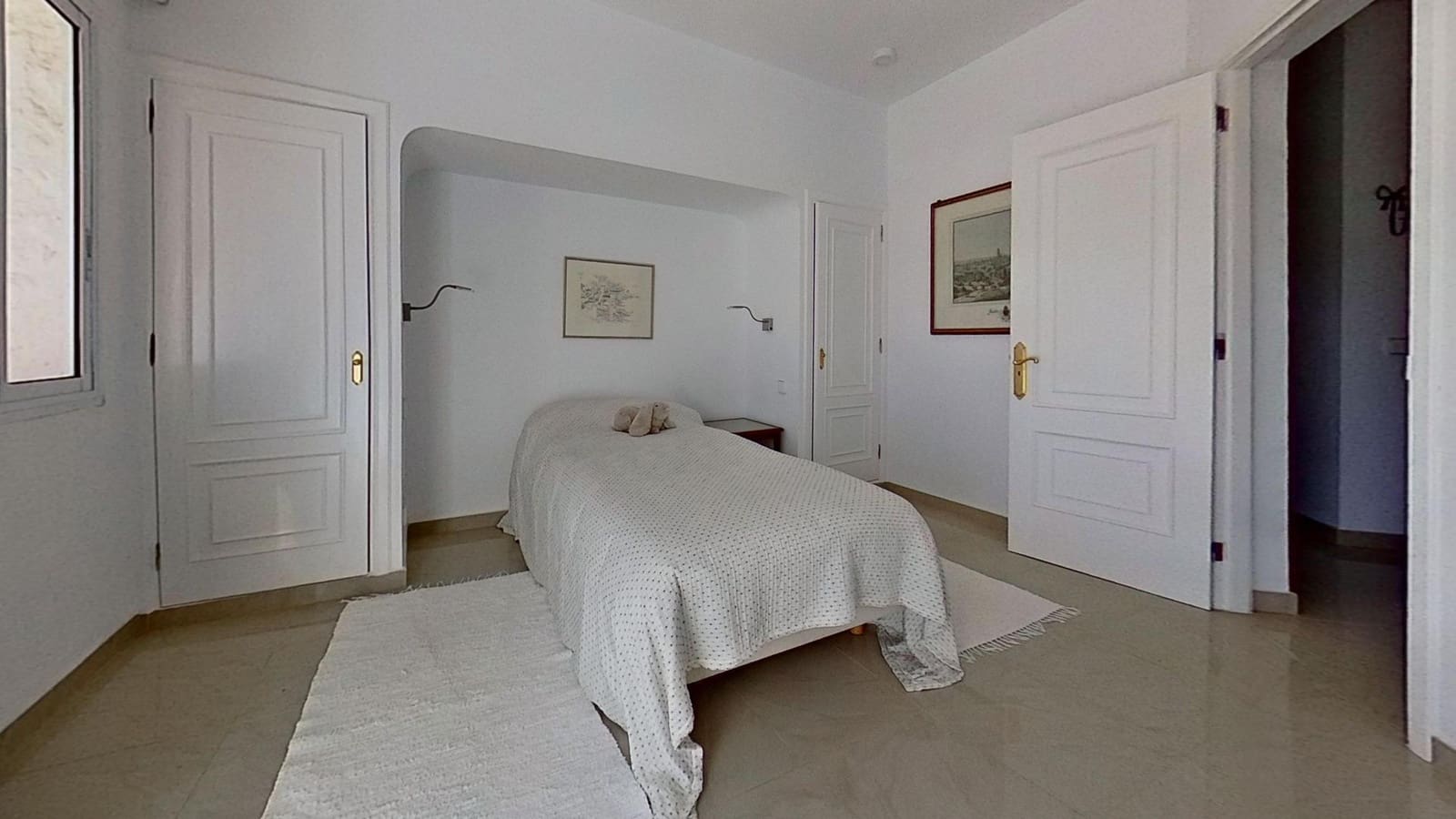 6 bedroom Villa for sale in Tacoronte with pool garage - € 1,300,000 (Ref: 9890534)