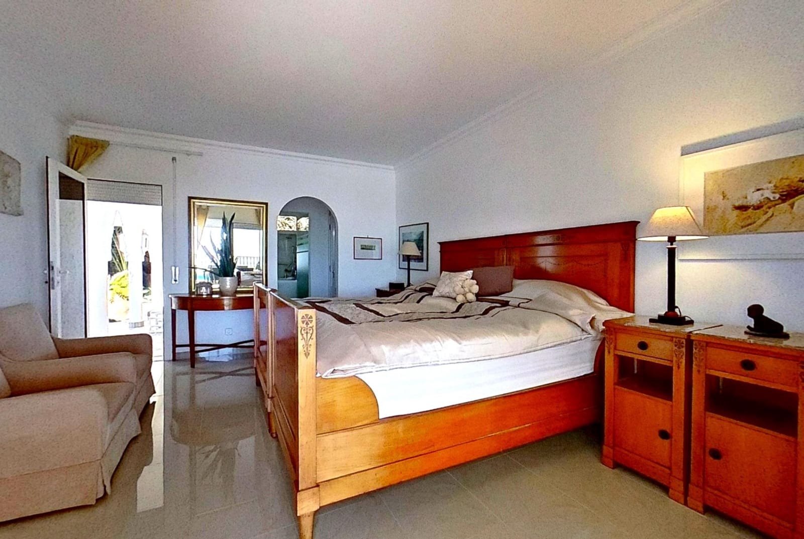 6 bedroom Villa for sale in Tacoronte with pool garage - € 1,300,000 (Ref: 9890534)