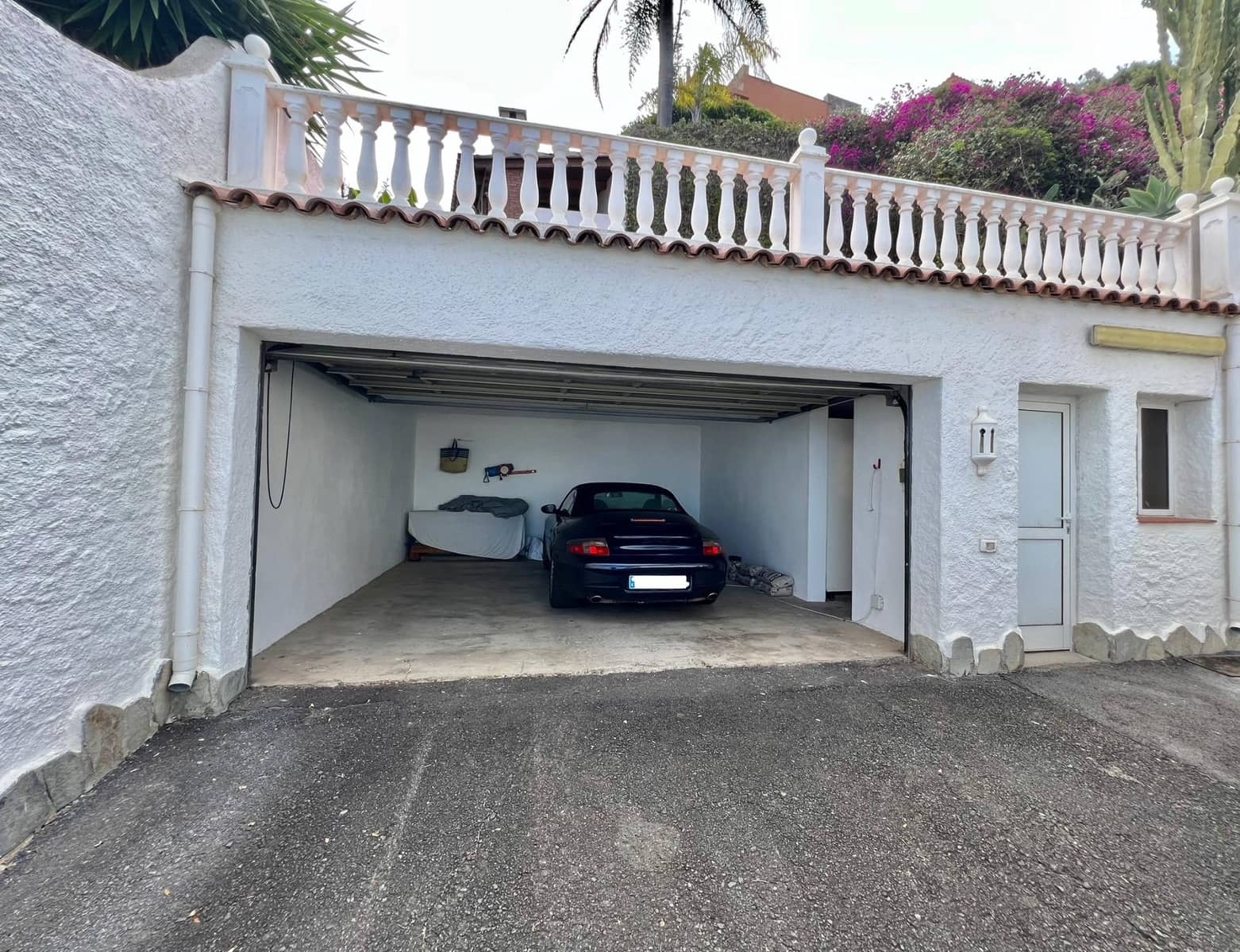 6 bedroom Villa for sale in Tacoronte with pool garage - € 1,300,000 (Ref: 9890534)