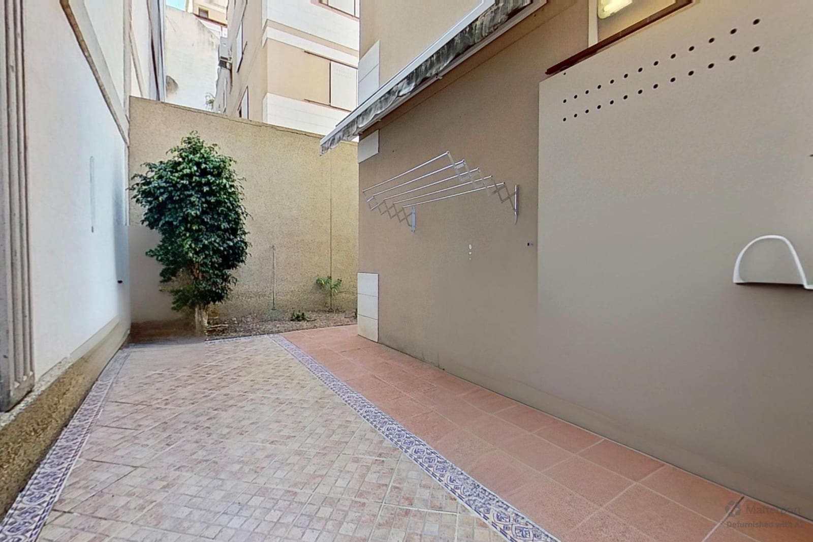 4 bedroom Flat for sale in Santa Cruz de Tenerife with garage - € 650,000 (Ref: 9929511)