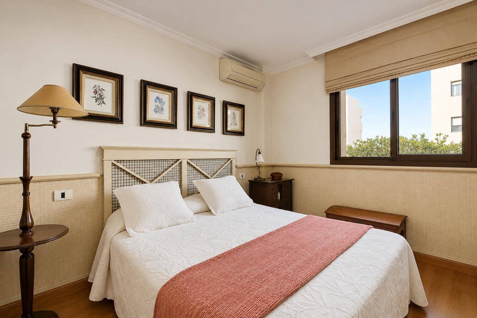 4 bedroom Flat for sale in Santa Cruz de Tenerife with garage - € 650,000 (Ref: 9929511)