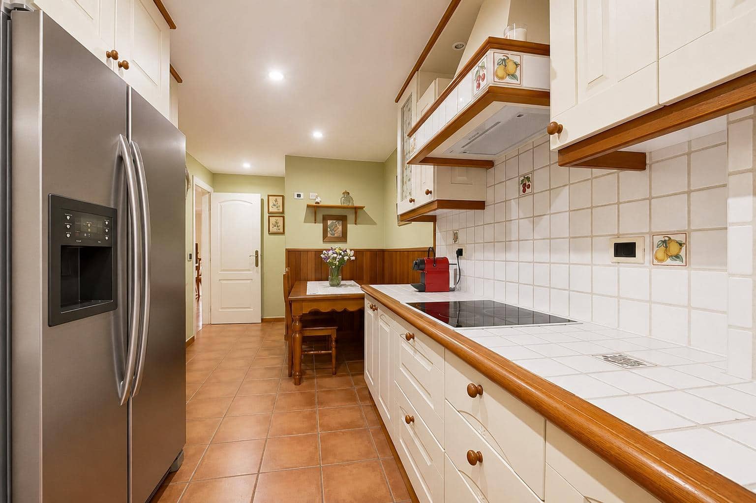 4 bedroom Flat for sale in Santa Cruz de Tenerife with garage - € 650,000 (Ref: 9929511)