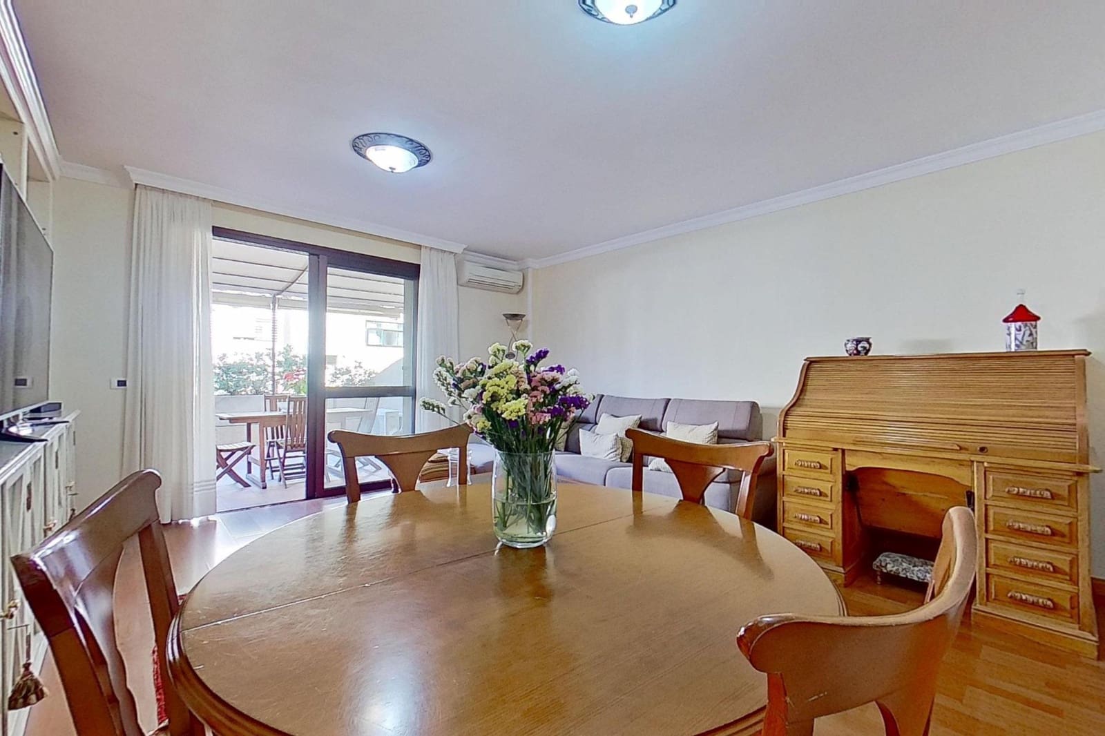 4 bedroom Flat for sale in Santa Cruz de Tenerife with garage - € 650,000 (Ref: 9929511)