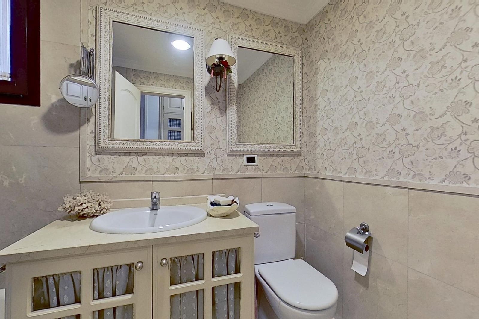 4 bedroom Flat for sale in Santa Cruz de Tenerife with garage - € 650,000 (Ref: 9929511)