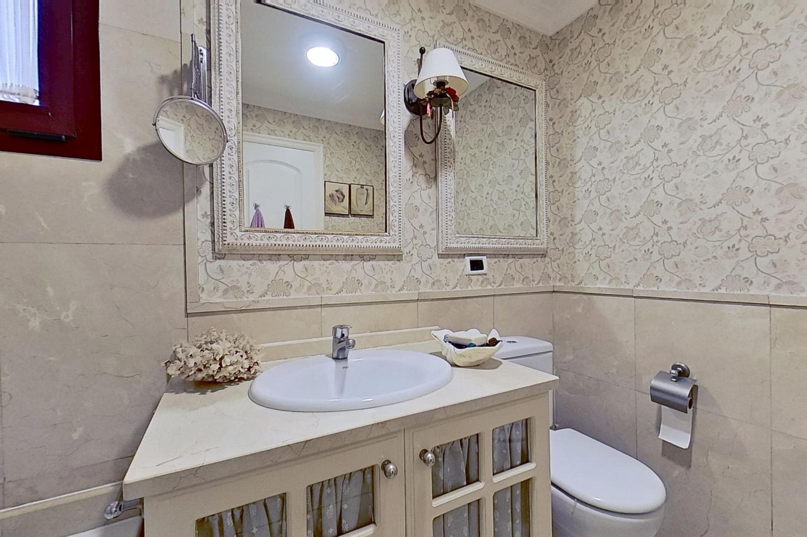 4 bedroom Flat for sale in Santa Cruz de Tenerife with garage - € 650,000 (Ref: 9929511)