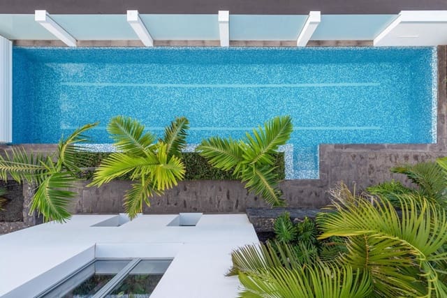 Chalet de 5 habitaciones en El Sauzal en venta con piscina garaje - 1.190.000 € (Ref: 9970751)