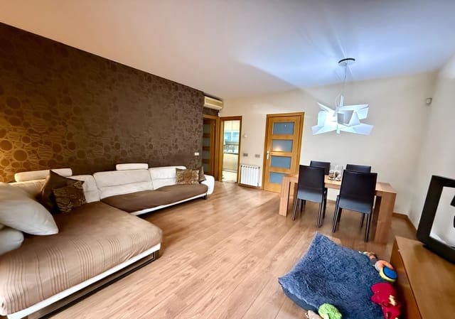 4 makuuhuone Asunto myytävänä paikassa Sant Adrià de Besòs - 485 000 € (Ref: 10102753)