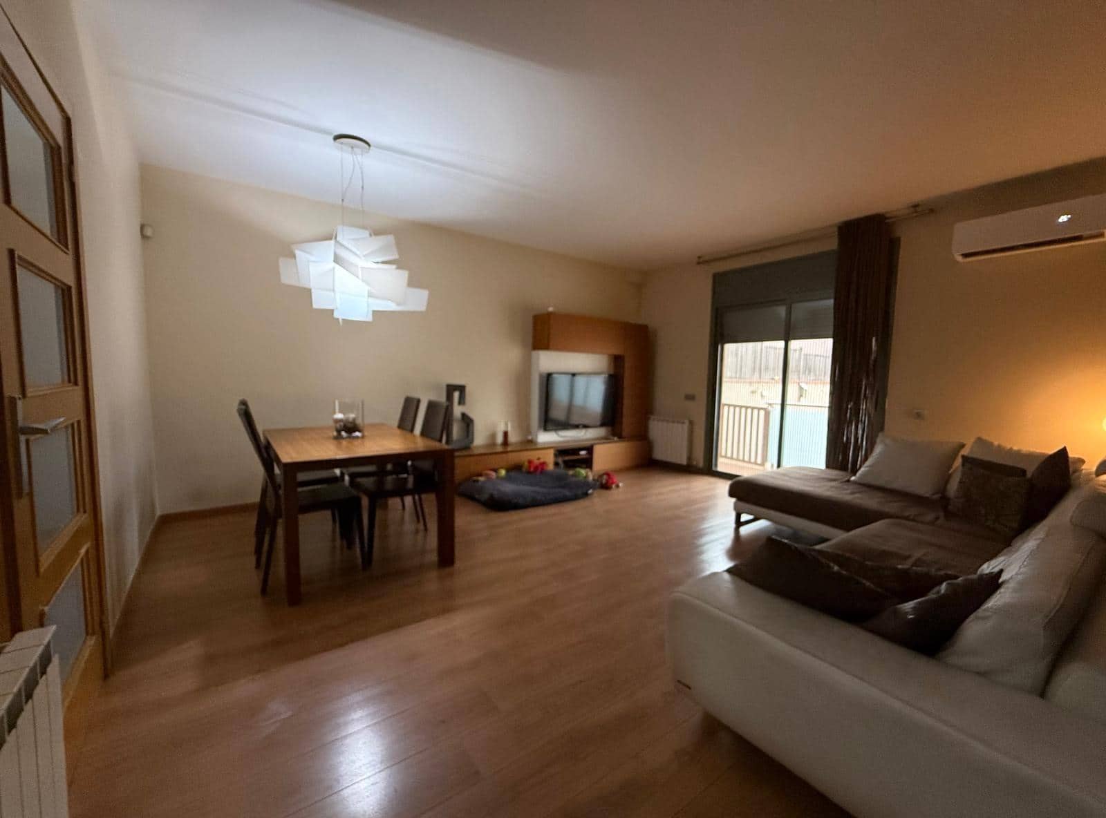 4 makuuhuone Asunto myytävänä paikassa Sant Adria de Besos - 485 000 € (Ref: 10102753)