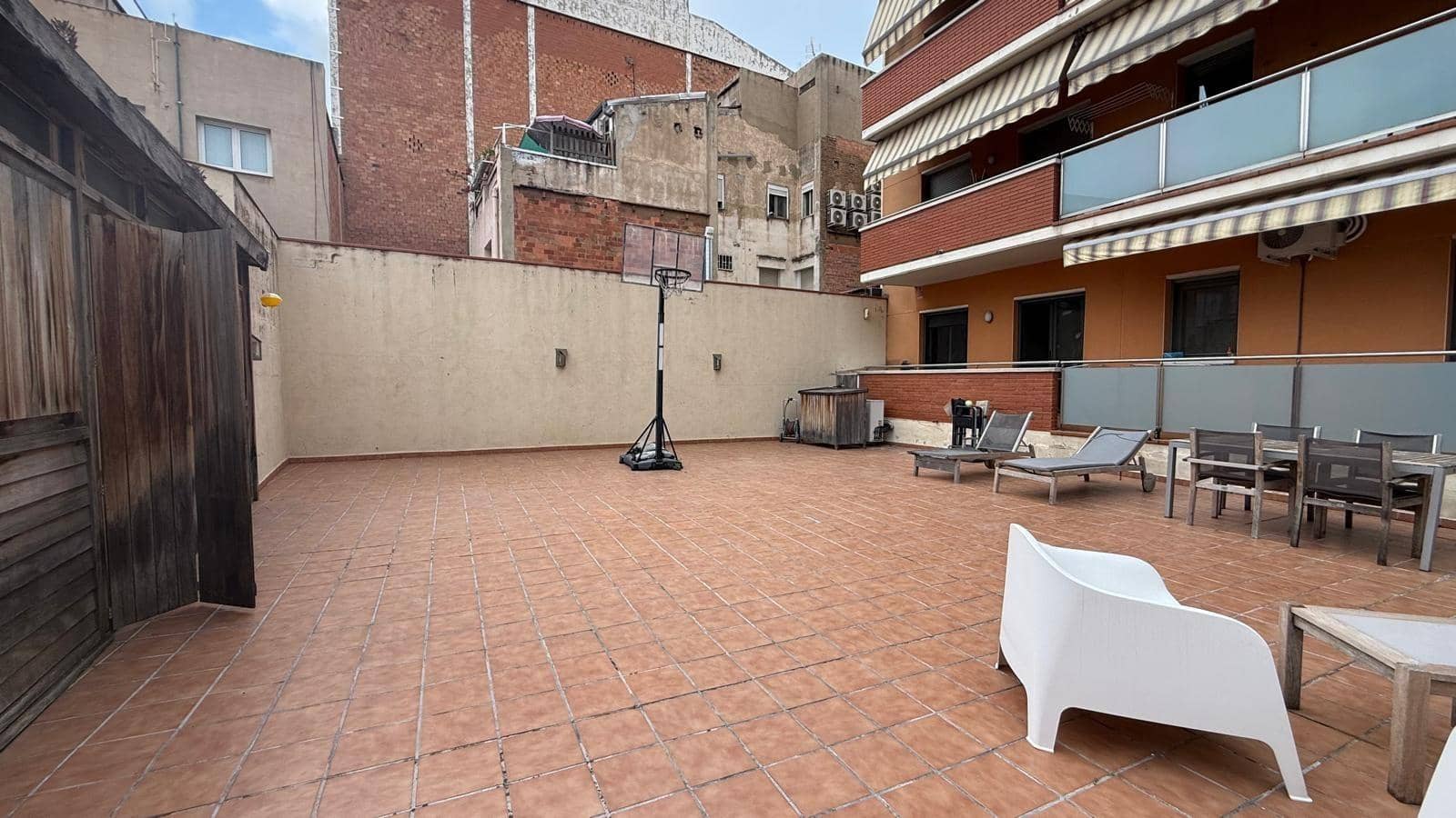 4 makuuhuone Asunto myytävänä paikassa Sant Adria de Besos - 485 000 € (Ref: 10102753)