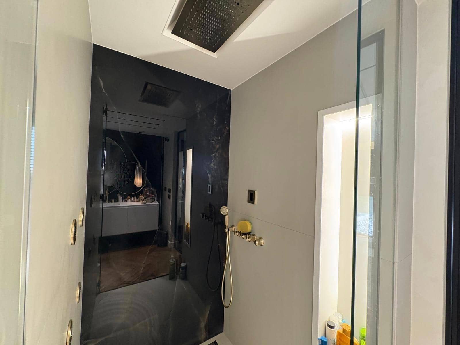 5 soveværelse Villa til salg i Sant Andreu de Llavaneres med swimmingpool - € 2.100.000 (Ref: 9114954)