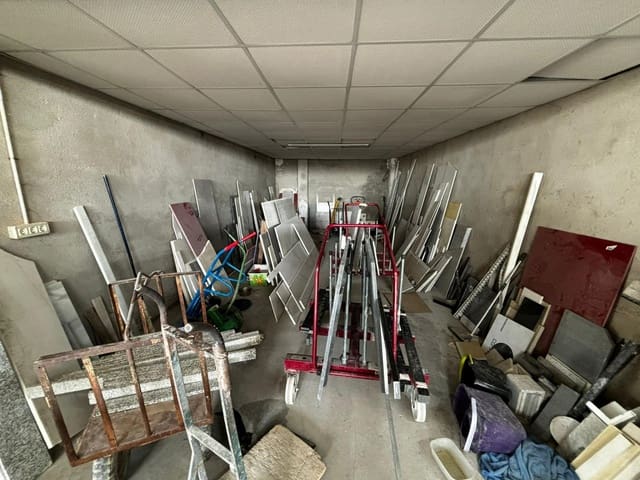 Business for rent in Canovelles - € 2,100 (Ref: 9116173)