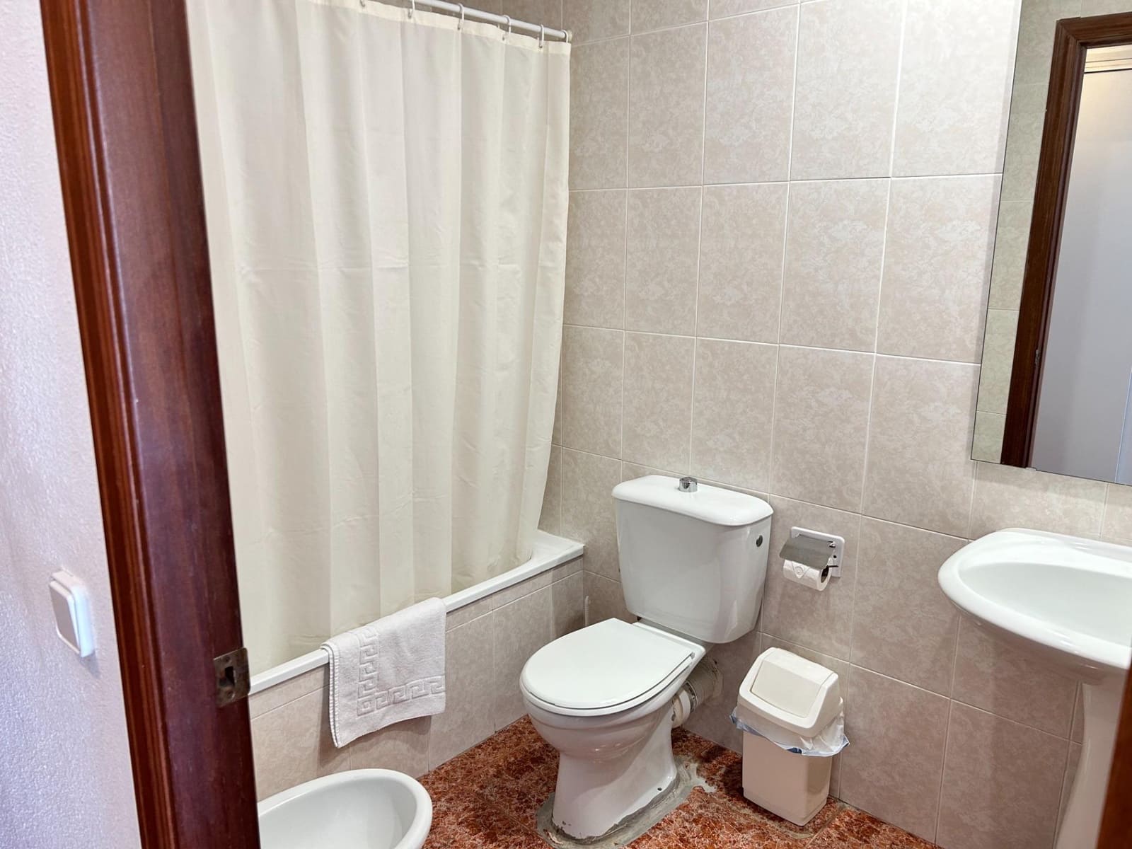 18 bedroom Hotel for sale in Mora la Nova - € 950,000 (Ref: 9116180)