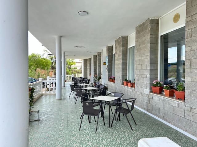 18 bedroom Hotel for sale in Móra la Nova - € 950,000 (Ref: 9116180)