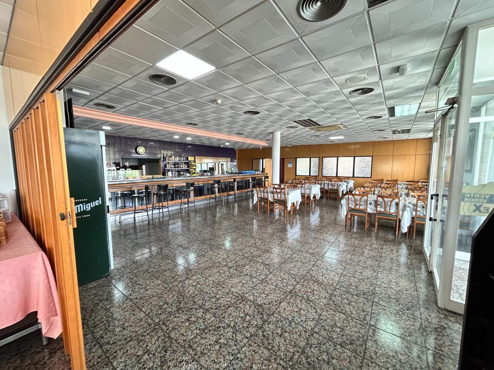 18 bedroom Hotel for sale in Mora la Nova - € 950,000 (Ref: 9116180)