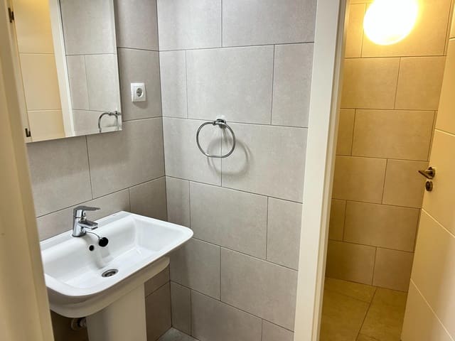 Kontor til leje i La Nova Esquerra de L'Eixample, Barcelona by - € 2.800 (Ref: 9116181)