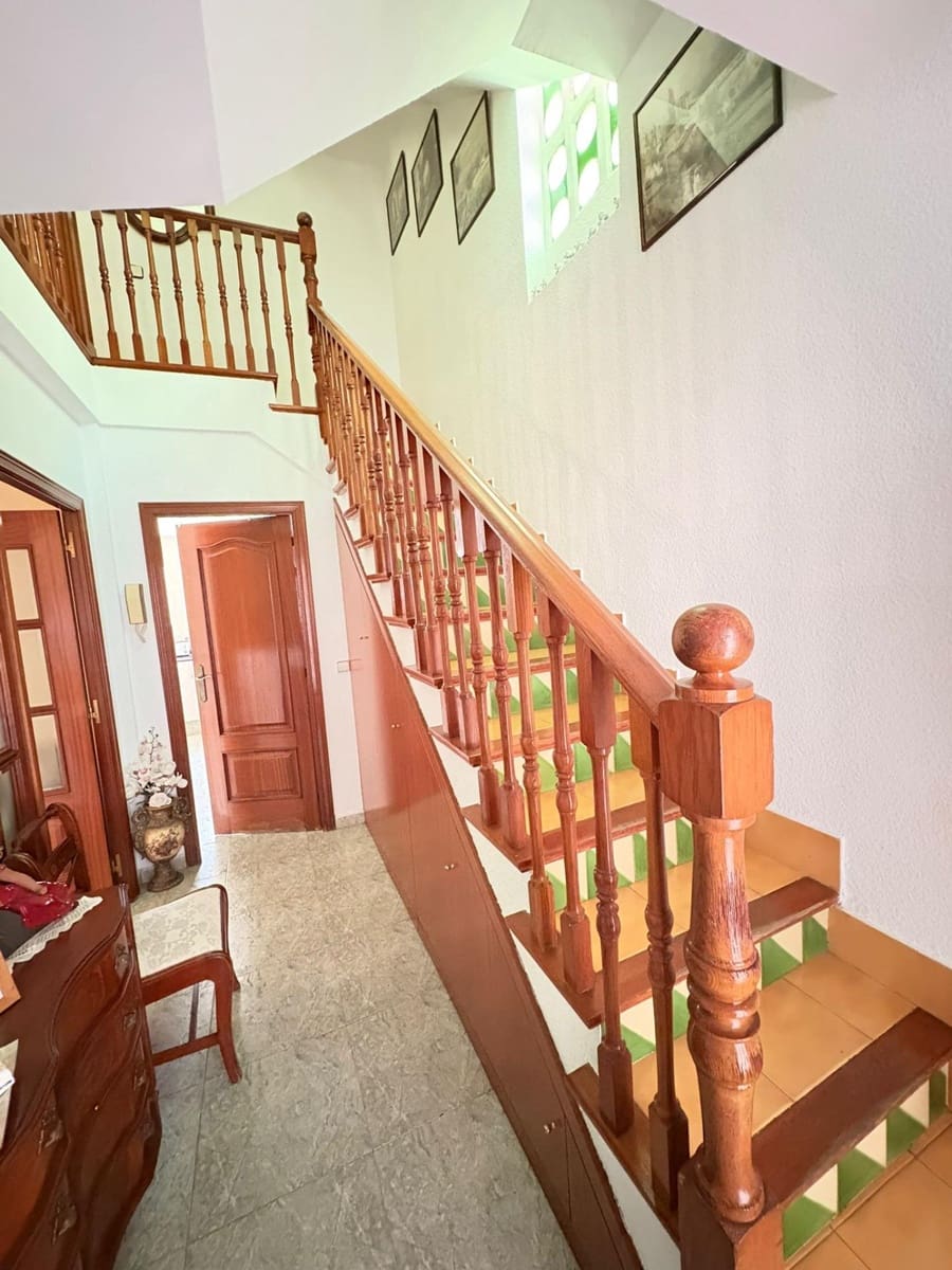 4 soveværelse Rækkehus til salg i El Masnou med garage - € 599.000 (Ref: 9116182)