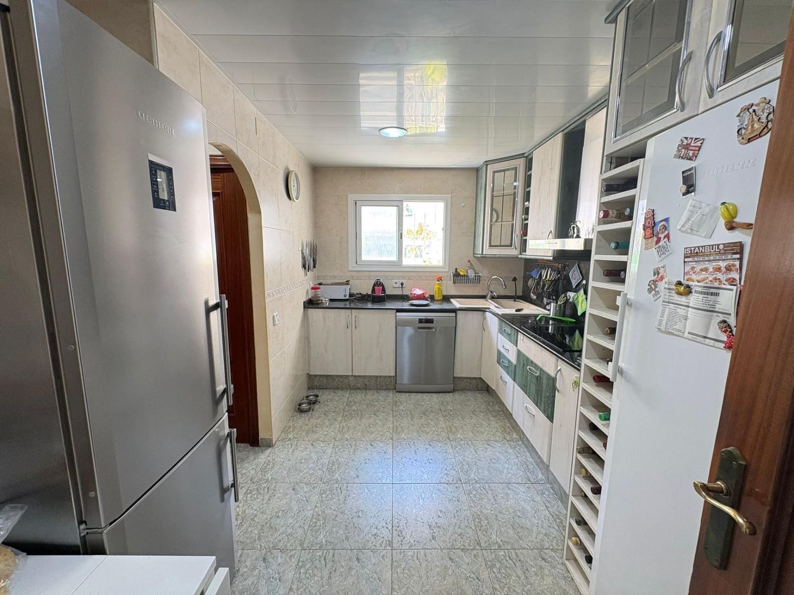 4 soveværelse Rækkehus til salg i El Masnou med garage - € 599.000 (Ref: 9116182)