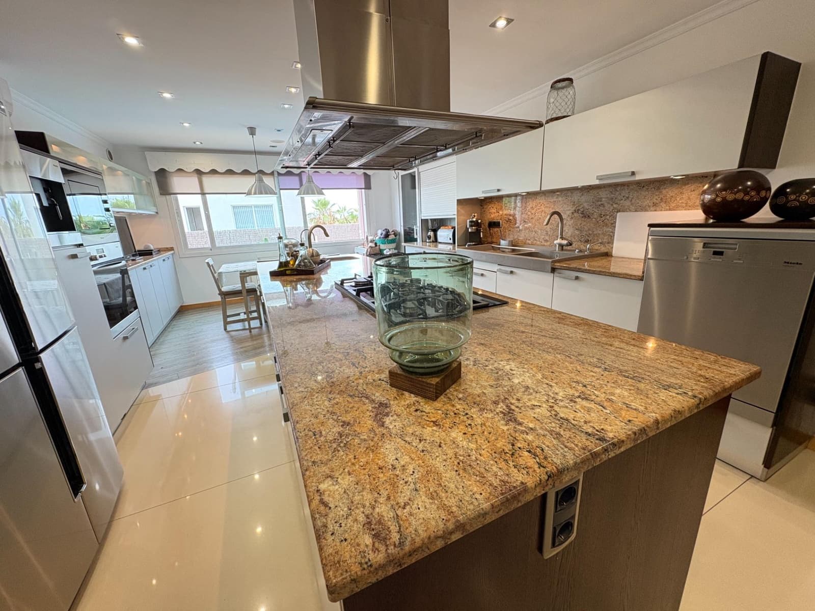 6 soveværelse Villa til salg i Alella med swimmingpool garage - € 2.200.000 (Ref: 9149340)