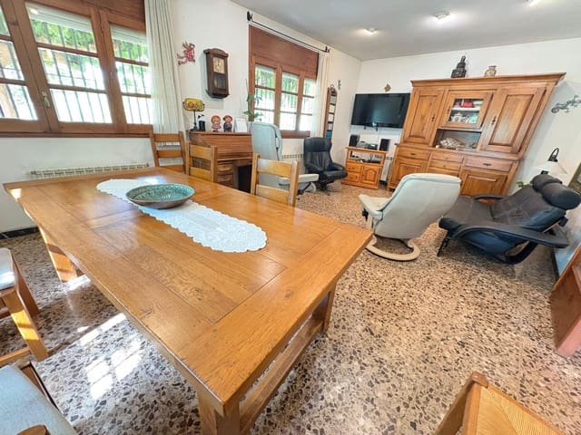 6 sovrum Finca/Hus på landet till salu i Argentona med garage - 710 000 € (Ref: 9282290)