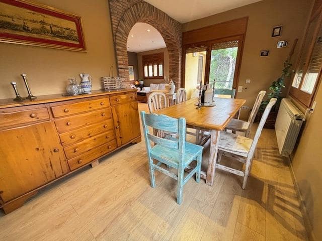 6 sovrum Villa till salu i Bigues i Riells med pool - 498 000 € (Ref: 9303638)