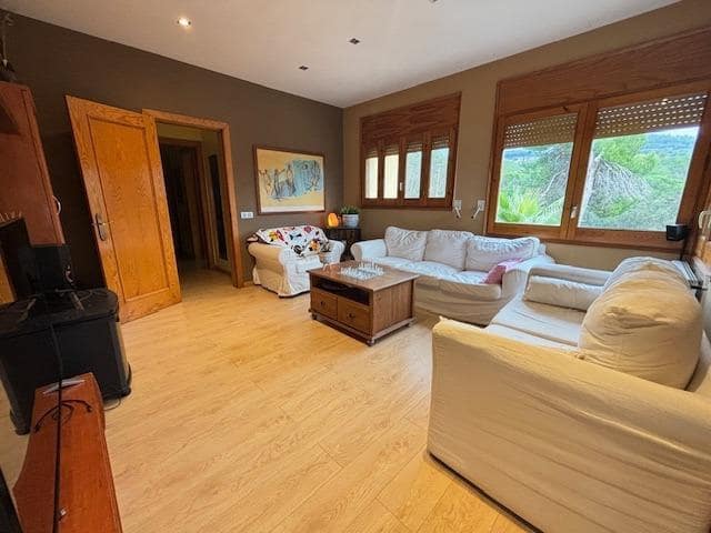 6 sovrum Villa till salu i Bigues i Riells med pool - 498 000 € (Ref: 9303638)