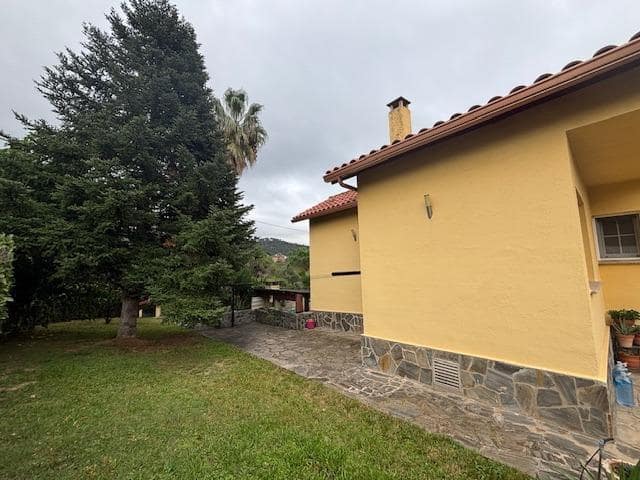 6 sovrum Villa till salu i Bigues i Riells med pool - 498 000 € (Ref: 9303638)