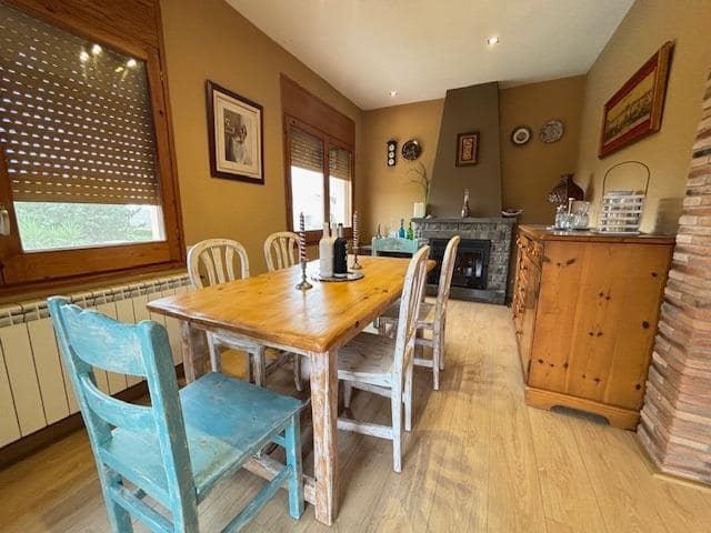 6 sovrum Villa till salu i Bigues i Riells med pool - 498 000 € (Ref: 9303638)