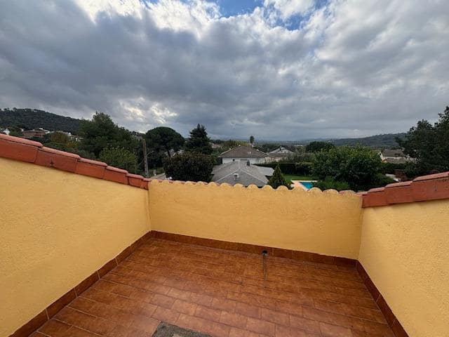 6 sovrum Villa till salu i Bigues i Riells med pool - 498 000 € (Ref: 9303638)