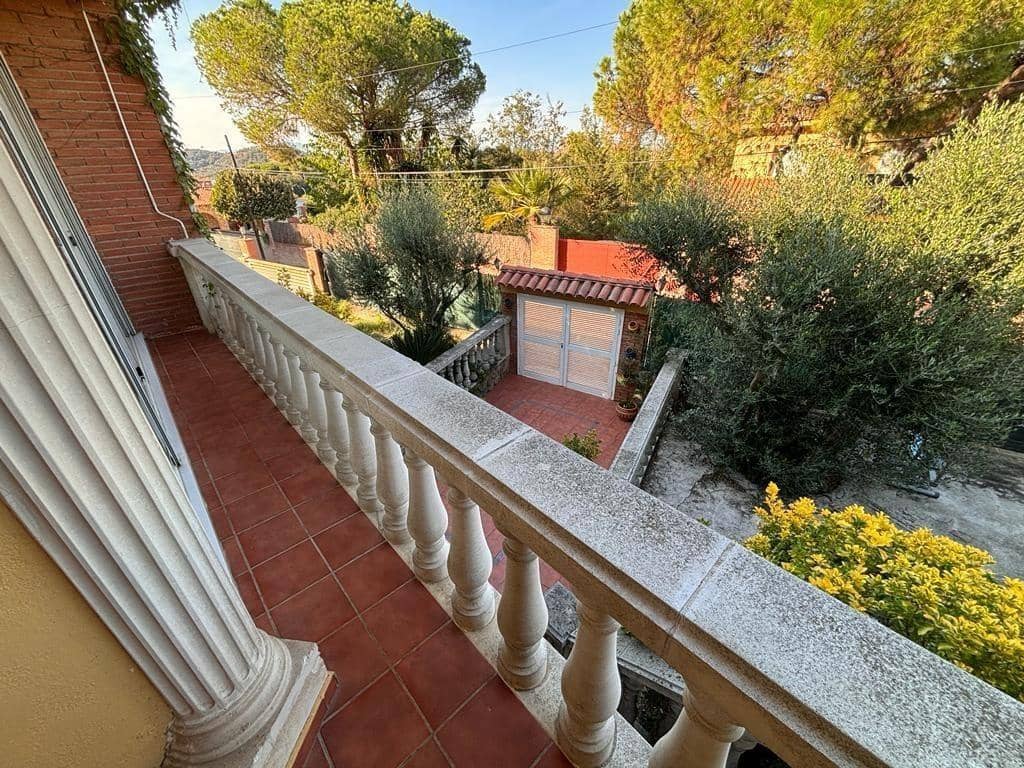 4 soverom Finca/Herregård til salgs i Montornes del Valles med garasje - € 590 000 (Ref: 9303642)