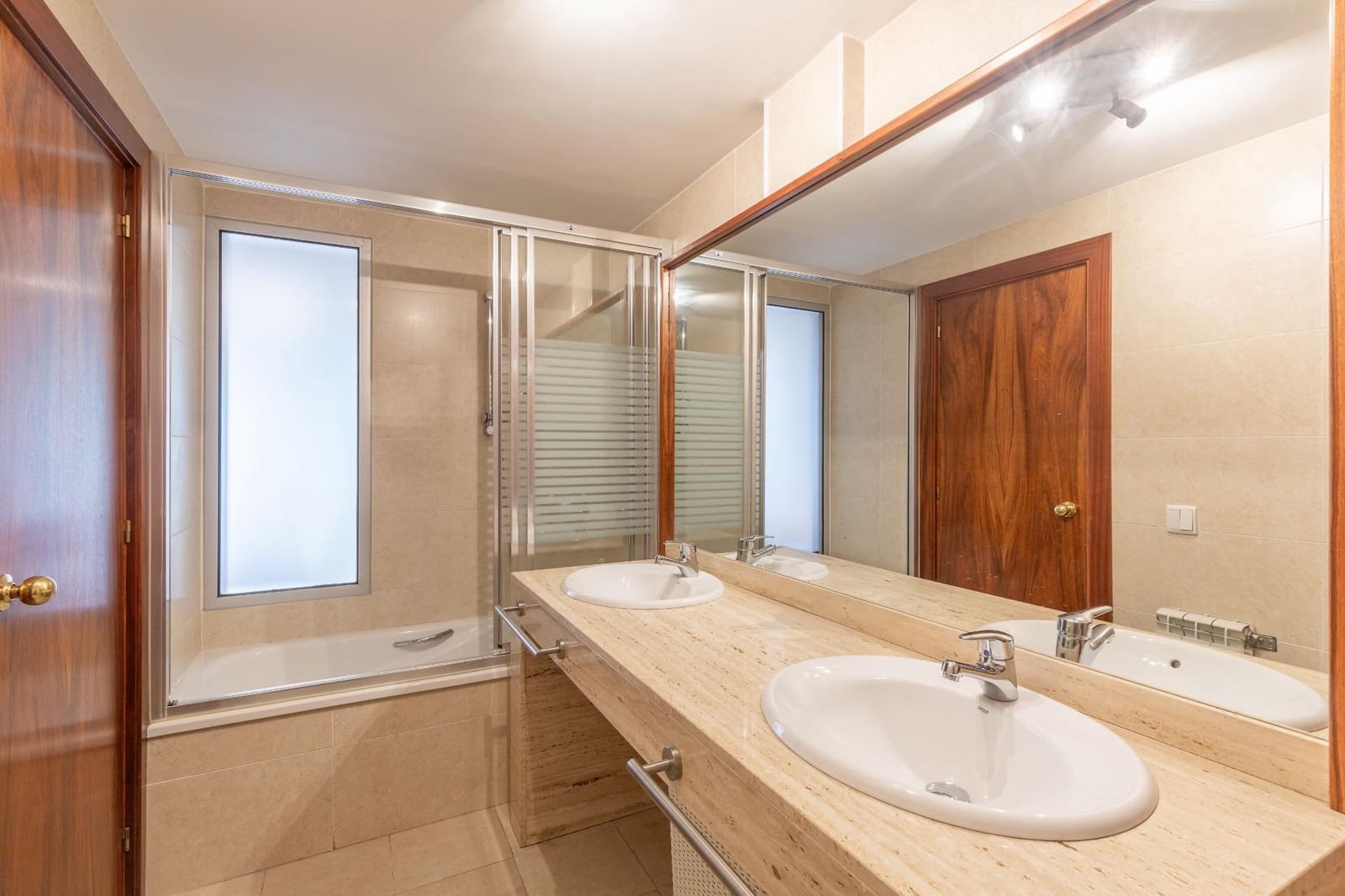 3 slaapkamer Rijtjeshuis te koop in El Masnou met garage - € 750.000 (Ref: 9310969)