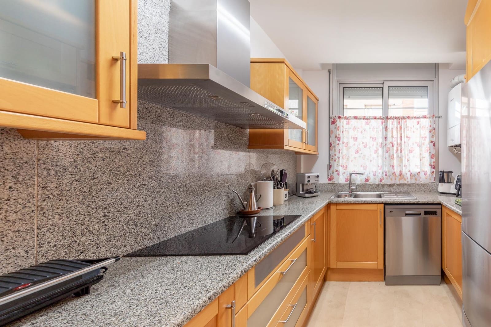 3 slaapkamer Rijtjeshuis te koop in El Masnou met garage - € 750.000 (Ref: 9310969)