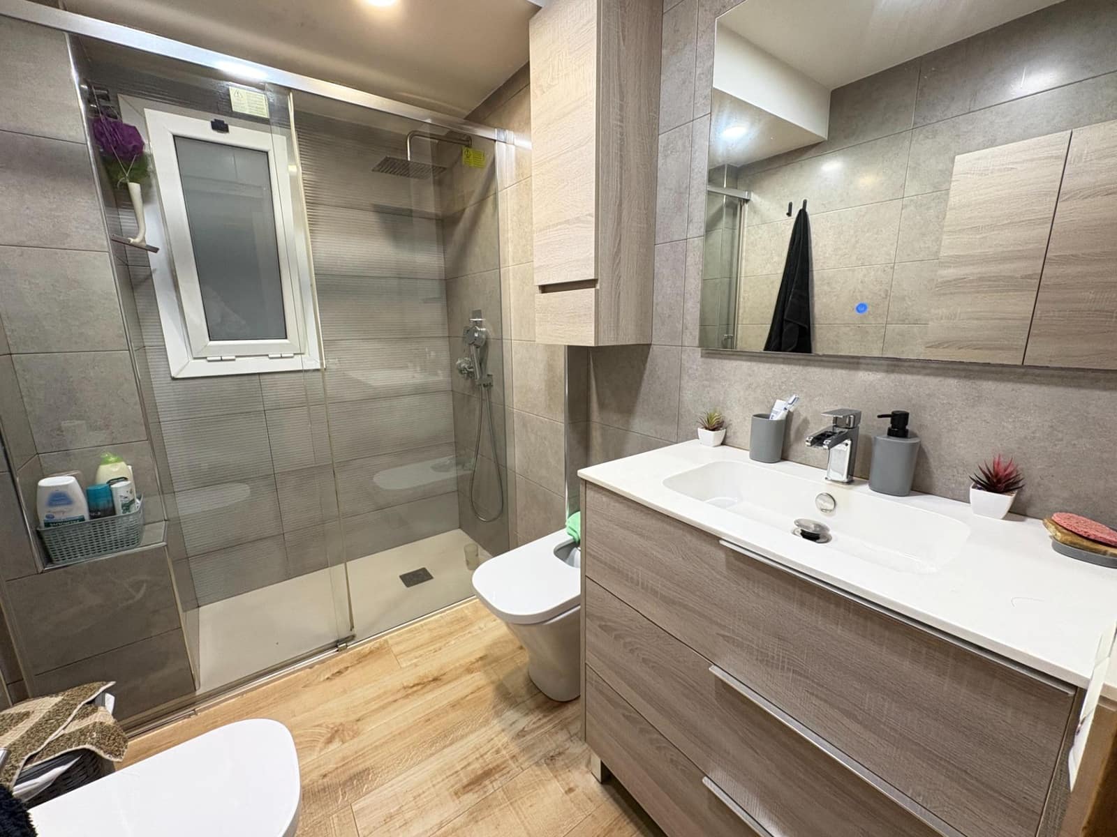 3 chambre Appartement à vendre à Santa Coloma de Gramenet - 194 000 € (Ref: 9310971)