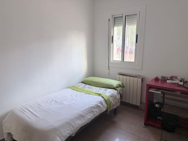 3 soverom Leilighet til salgs i Santa Coloma de Gramenet - € 194 000 (Ref: 9310971)