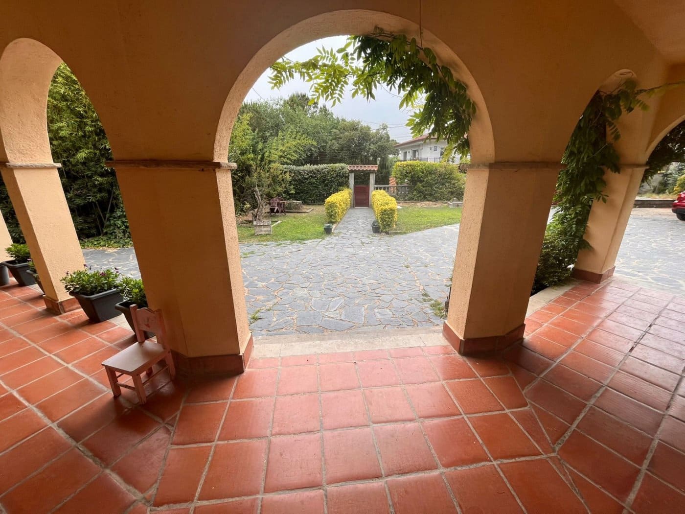 6 sypialnia Finka/Dom wiejski na sprzedaż w Santa Eulalia de Roncana z garażem - 435 000 € (Ref: 9338122)