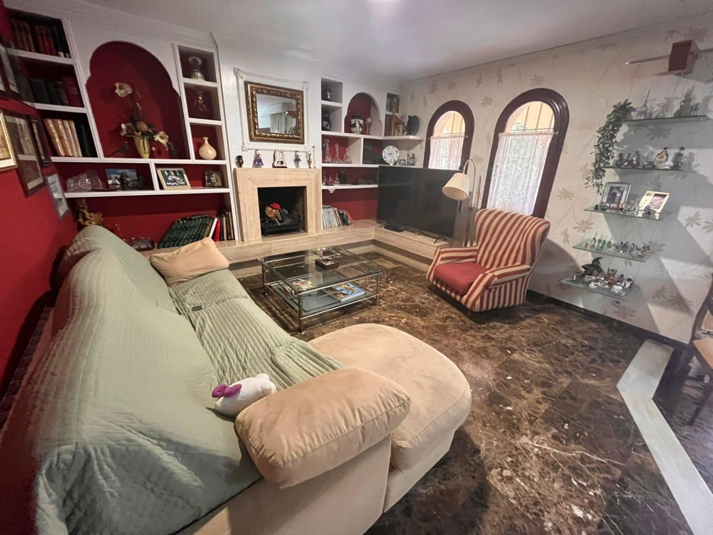 6 sypialnia Finka/Dom wiejski na sprzedaż w Santa Eulalia de Roncana z garażem - 435 000 € (Ref: 9338122)