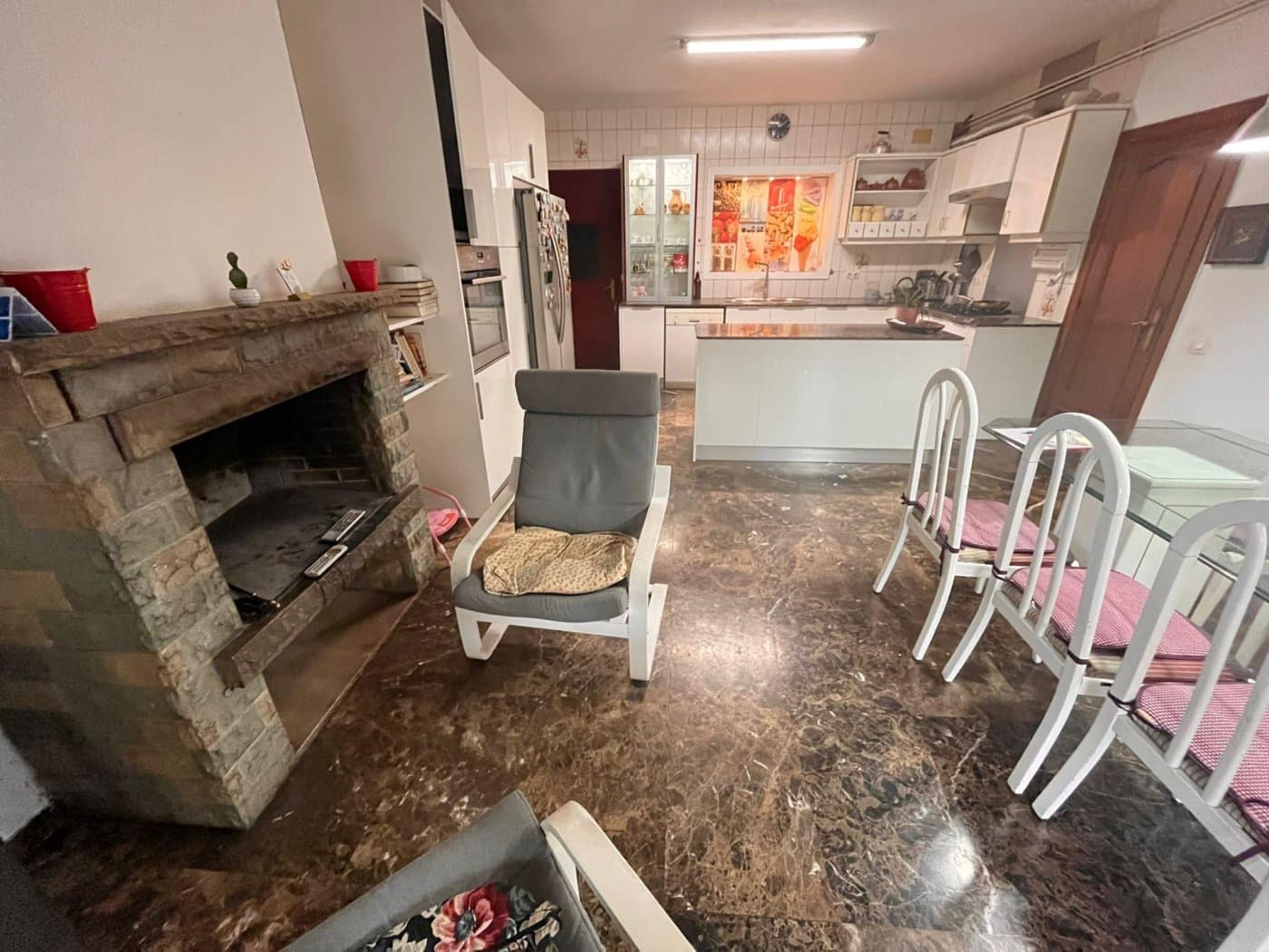 6 sypialnia Finka/Dom wiejski na sprzedaż w Santa Eulalia de Roncana z garażem - 435 000 € (Ref: 9338122)