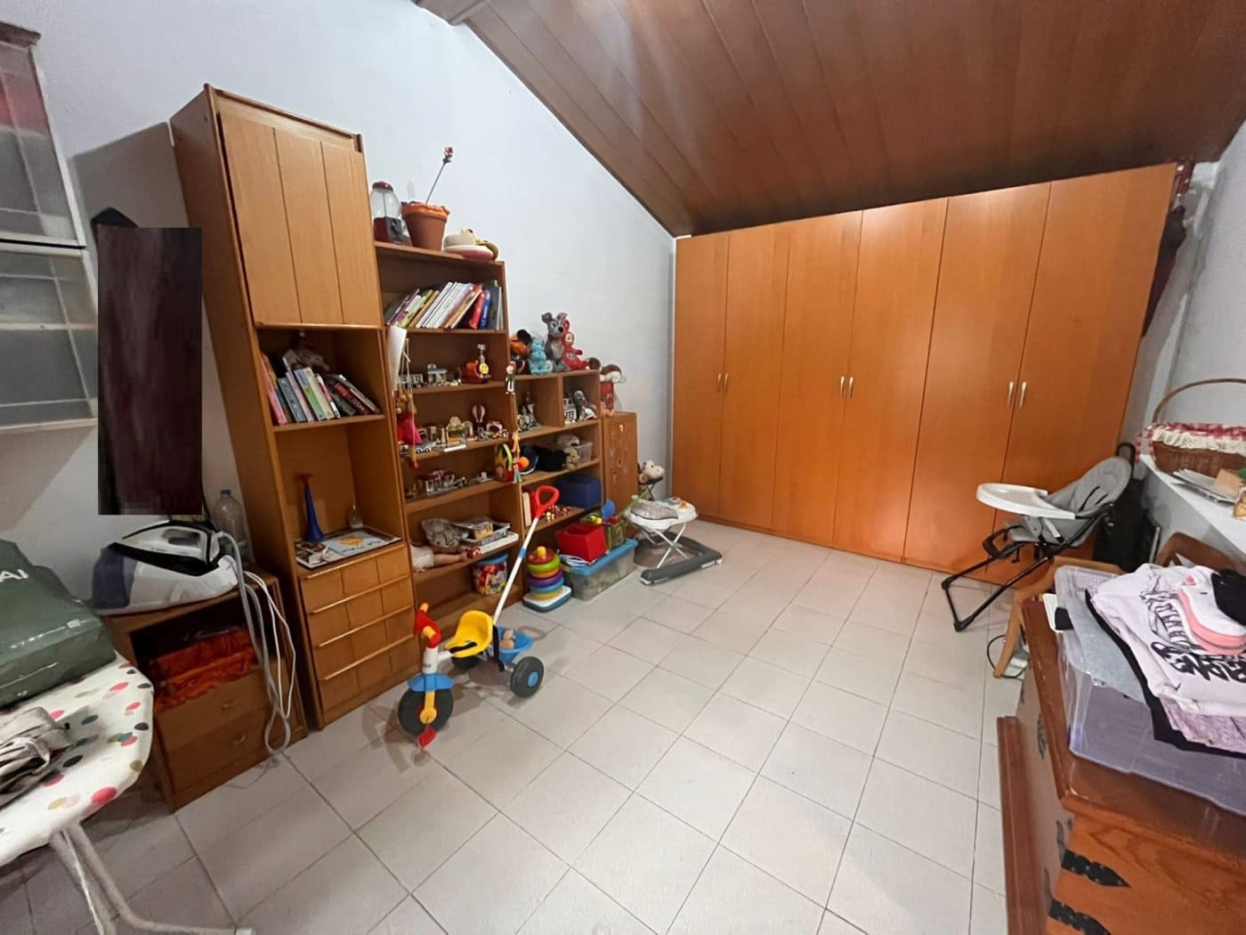 6 sypialnia Finka/Dom wiejski na sprzedaż w Santa Eulalia de Roncana z garażem - 435 000 € (Ref: 9338122)