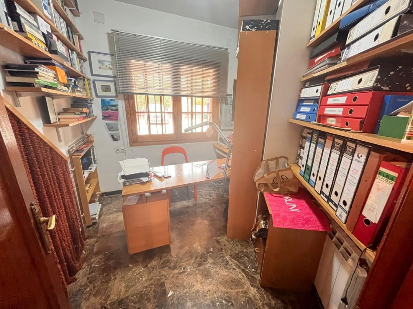 6 sypialnia Finka/Dom wiejski na sprzedaż w Santa Eulalia de Roncana z garażem - 435 000 € (Ref: 9338122)